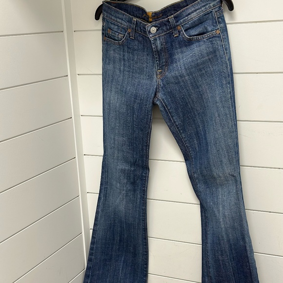 7 for all Mankind Mid-Rise Bootcut Jean Size 29 - Picture 1 of 2